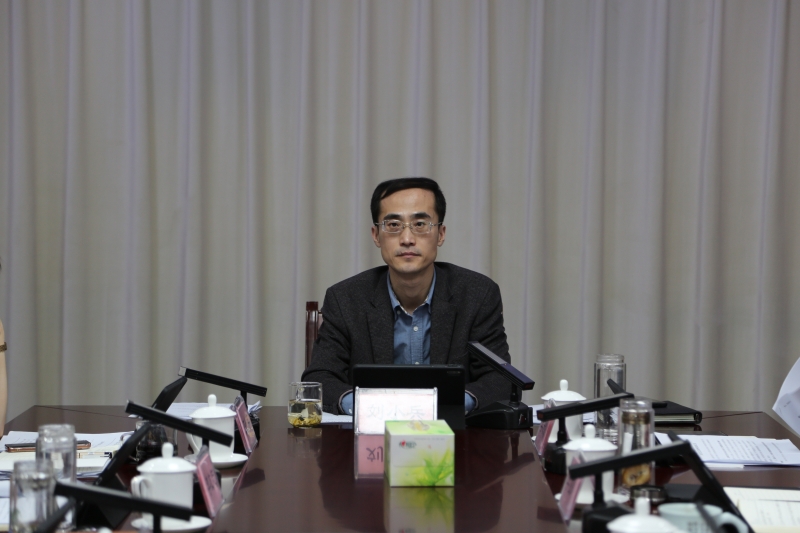 UB2A3740.JPG UB2A3740.JPG