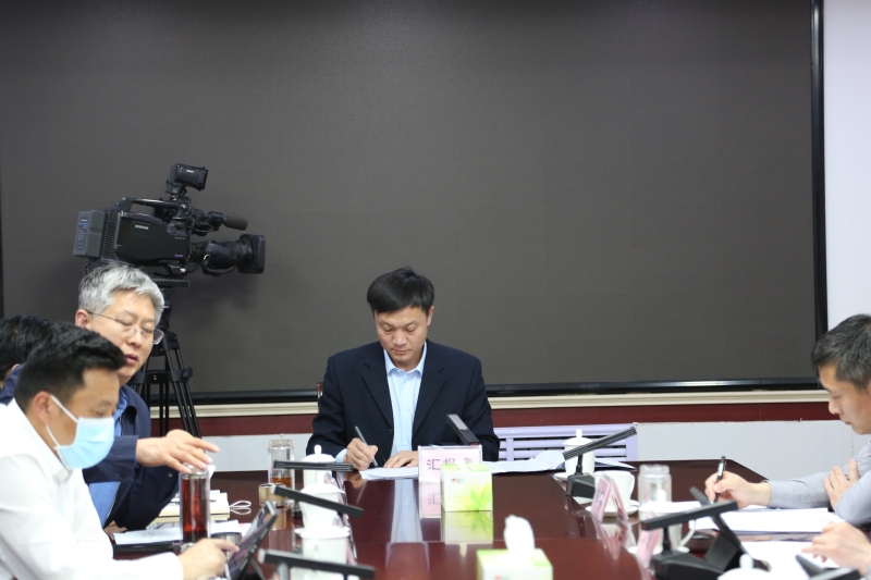 UB2A3707.JPG UB2A3707.JPG