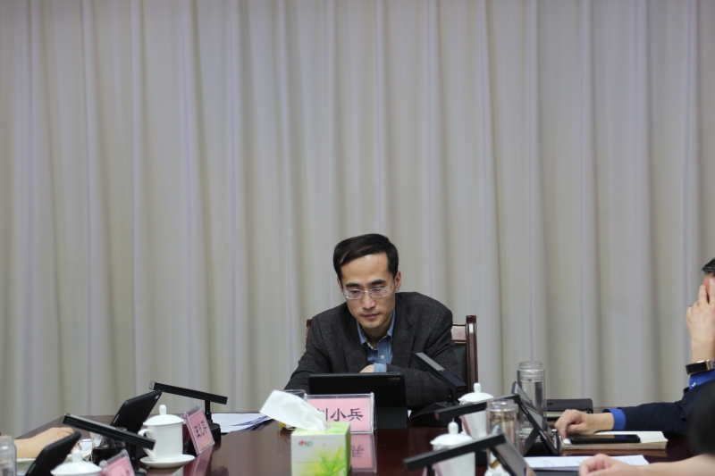 UB2A3711.JPG UB2A3711.JPG