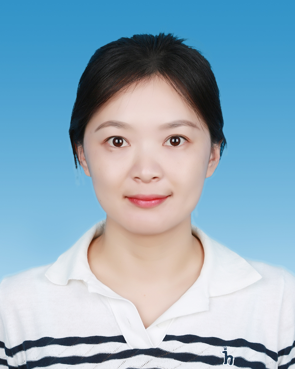 李倩倩.JPG