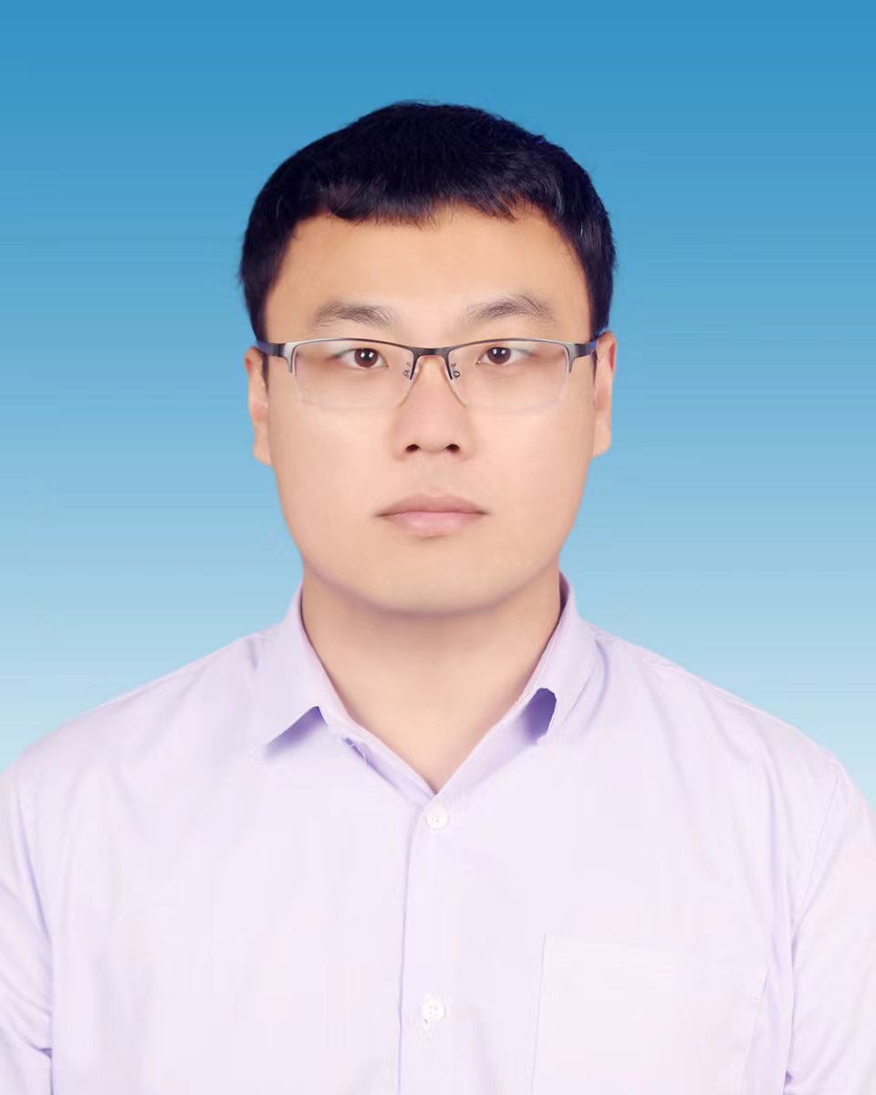 王鹏.jpg 王鹏.jpg