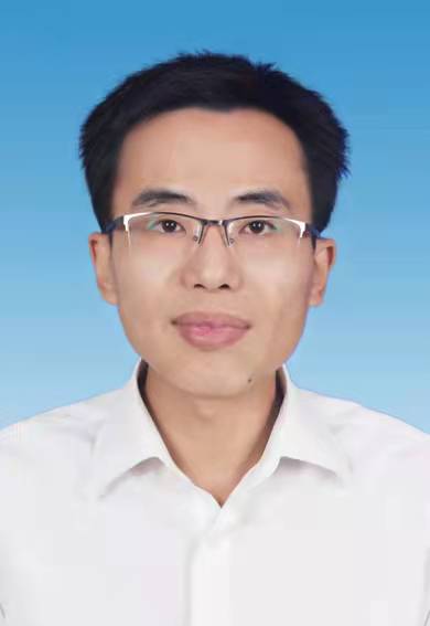 杨兴奇.jpg 杨兴奇.jpg